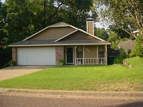 1st image of 405 Forest Creek Dr
