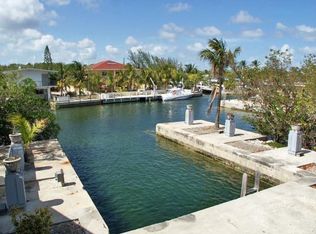 403 Mahogany Cir, Key Largo, FL 33037