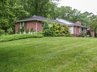 5 S Lakeview Dr, Jackson, NJ