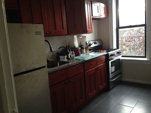 2nd image of 2561 43rd St APT 4F