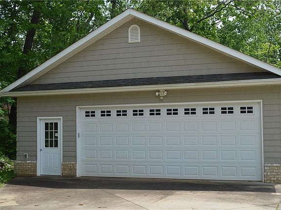 4th image of 464 Cross Creek Dr