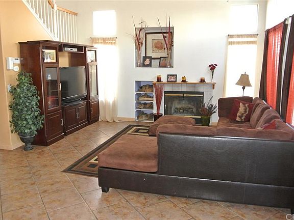 4th image of 39540 Bainbridge Cir