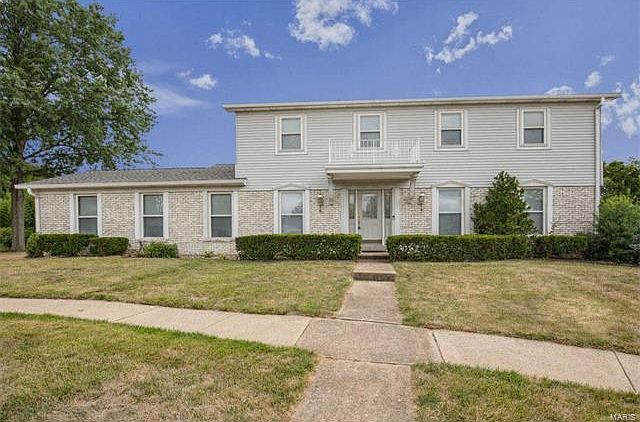 1st image of 4019 Royal Estates Dr
