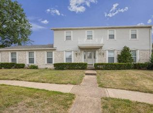 4019 Royal Estates Dr, Saint Louis, MO
