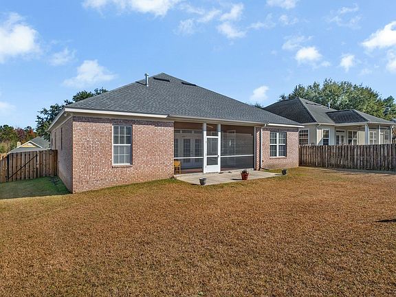 4th image of 5624 Tecumseh Dr