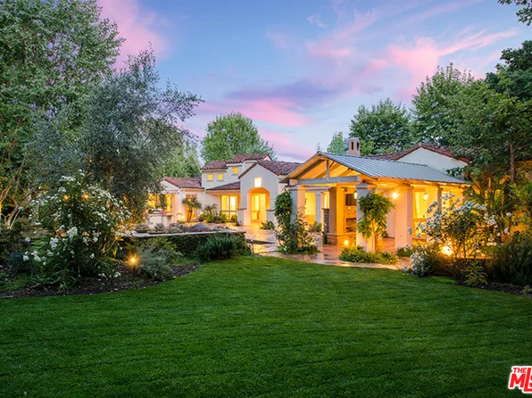 23237 Blue Bird Dr, Calabasas, CA 91302