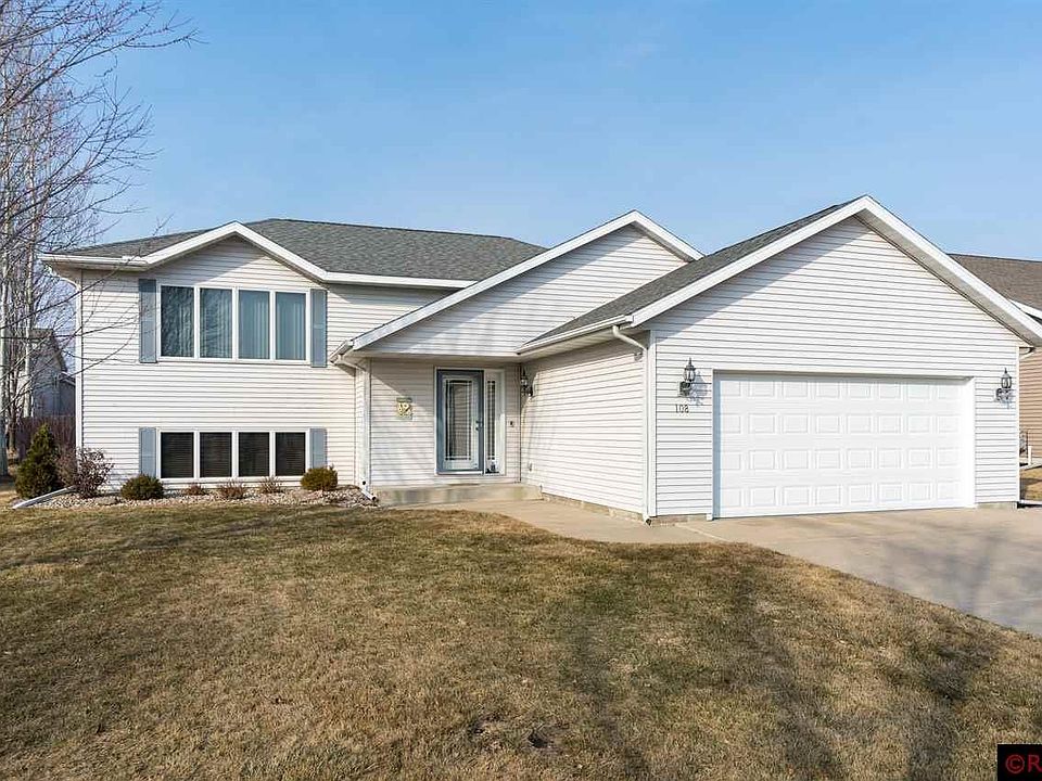 1st image of 108 Copperfield Dr