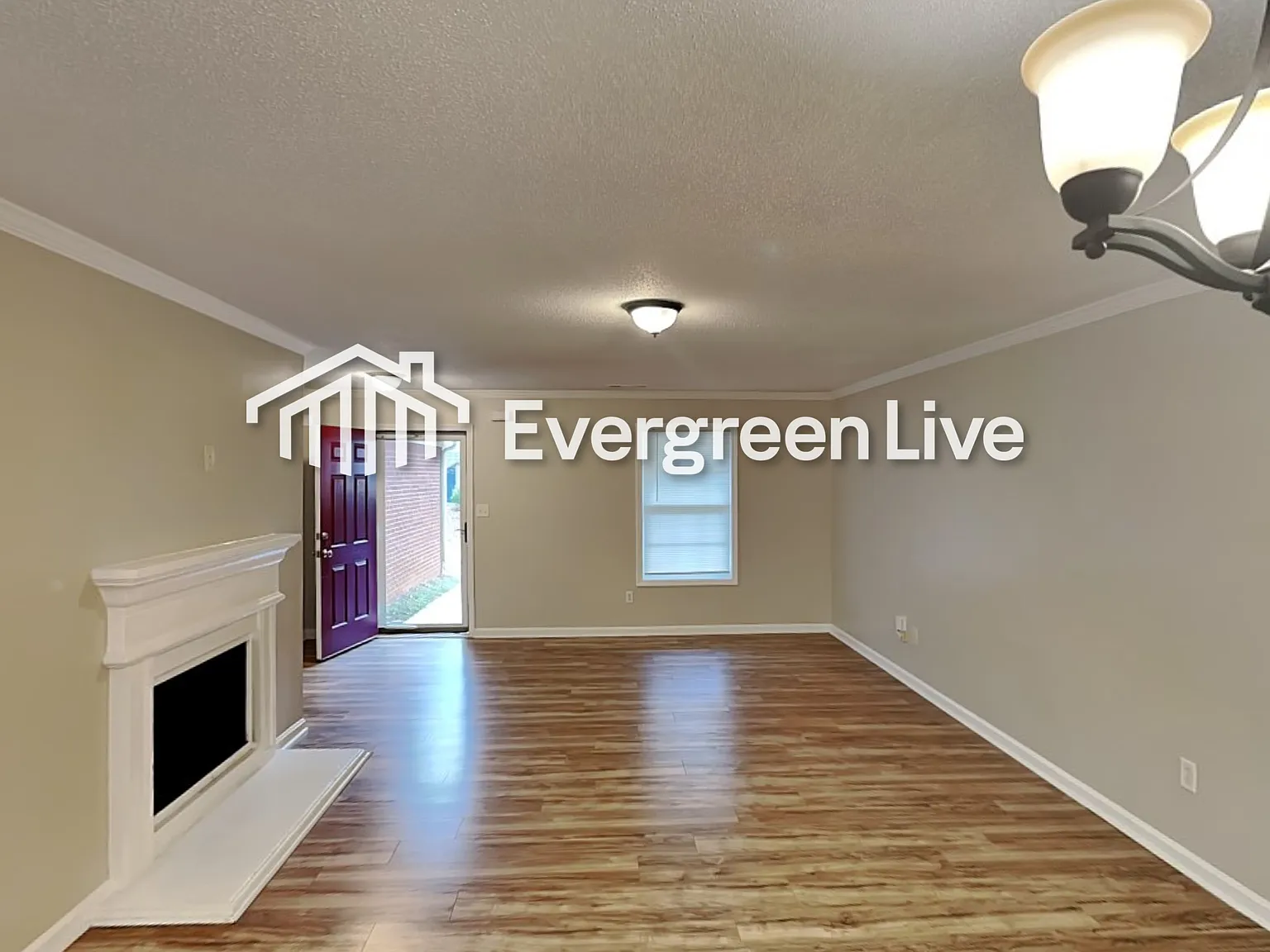 3 bed, 2.5 bath, 1827 sqft, $1,495 — Photo 2