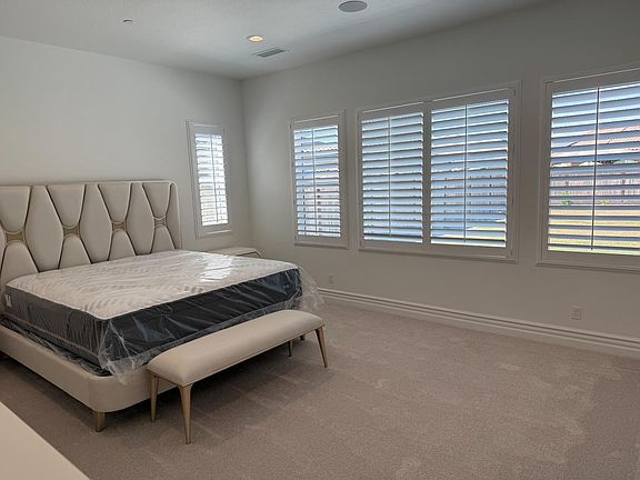 5th image of 1015 Horizon Dr