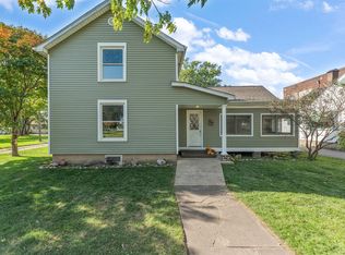 106 5th St, Wheeler, IN 46393
