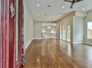 2910 Barbee St, Houston, TX 77004