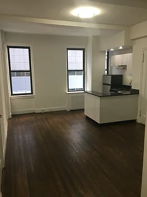 Rented by Solil Management | media 2