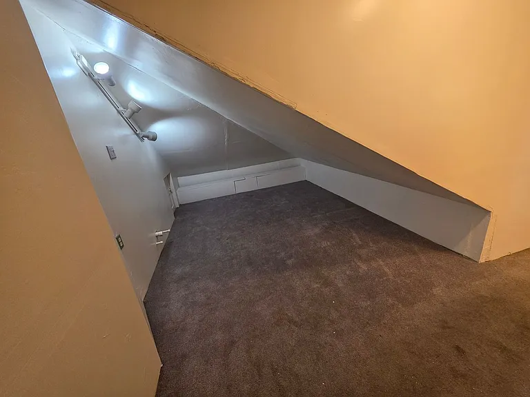 170 N 100 E — Photo 16