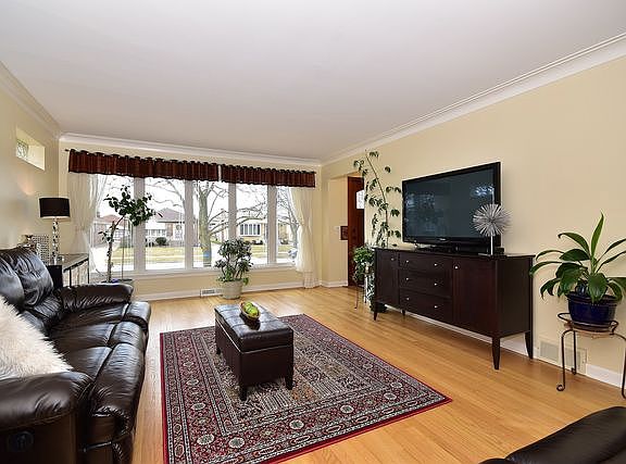 4th image of 4317 N Olcott Ave