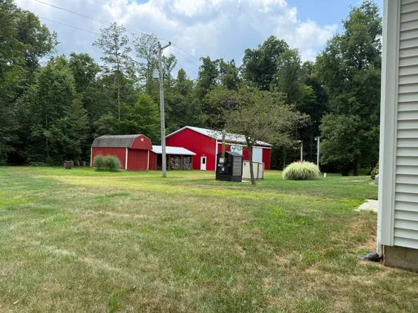 10755 W Reading Rd, Reading, MI 49274