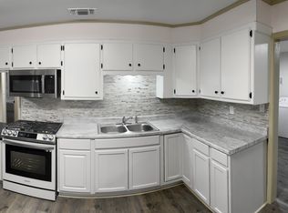 202 E Oklahoma Ave #8, Sweetwater, TX 79556