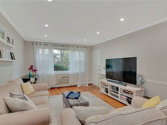 4th image of 17L Madison St #17L