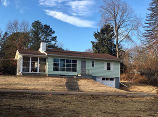 428 Oak St, Cresco, PA 18326