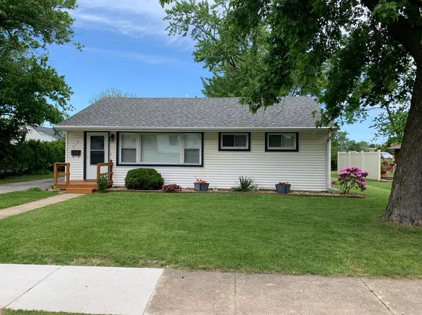 515 212th Pl, Dyer, IN 46311