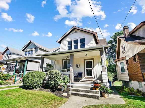 2nd image of 4020 Burwood Ave