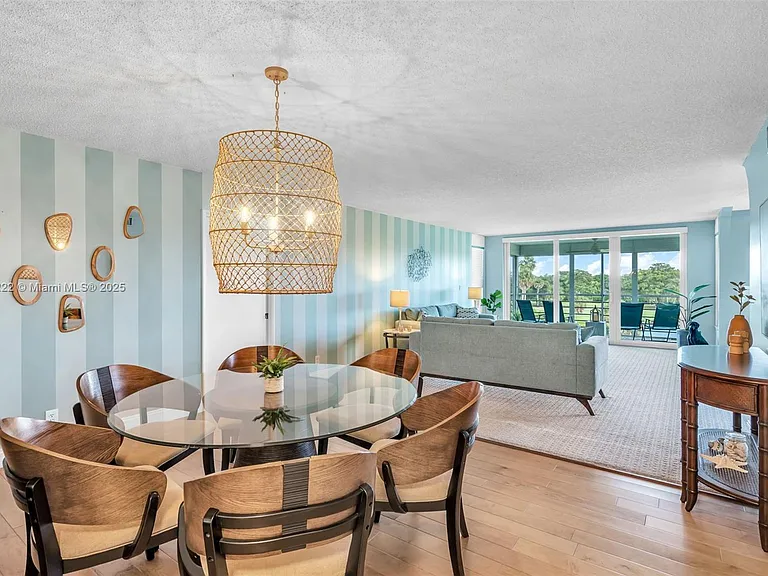 808 Cypress Blvd #409 — Photo 3