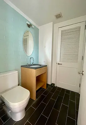 Rented by R New York | media 8