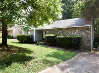 3829 Ashley Hall Dr, Charlotte, NC 28227