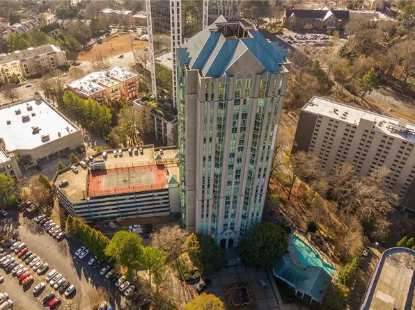 2870 Pharr Court South NW APT 3002, Atlanta, GA 30305