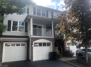 1001 Worthington Ct, Denville, NJ 07834