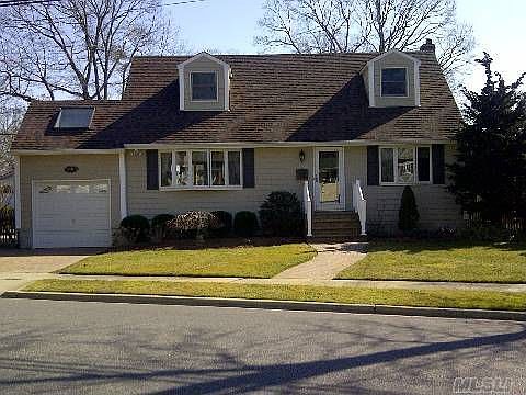 1st image of 1103 Lakeshore Dr
