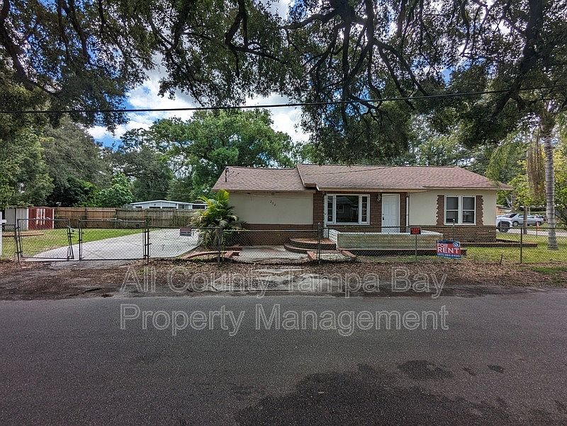 1st image of 208 W Kirby St