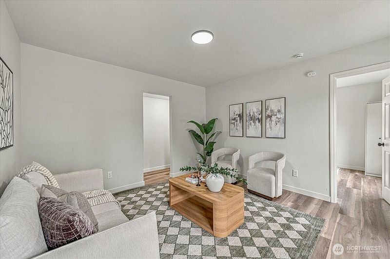 2nd image of 1116 9th Avenue