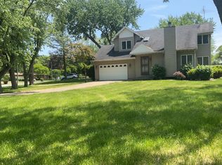 5350 Dexter Dr, Merrillville, IN 46410