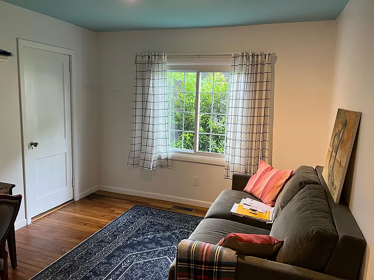 77 Myrtle Blvd — Photo 26