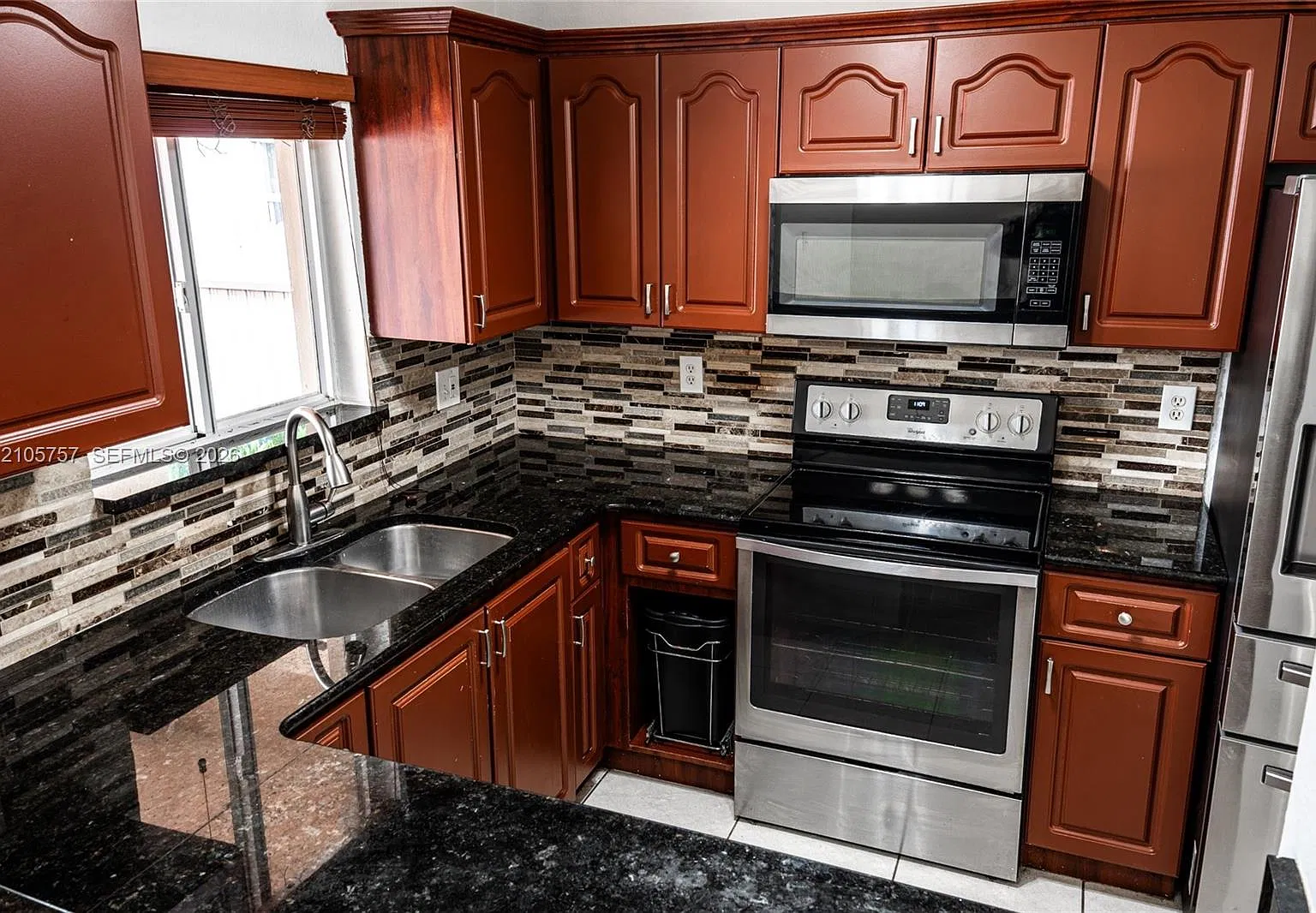 4 bed, 1673 sqft, $3,700 — Photo 2