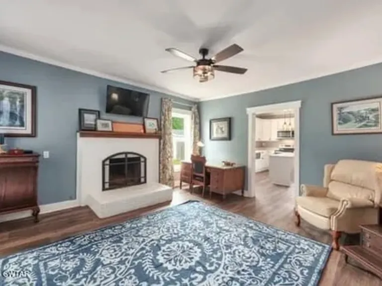 5425 State Route 225 — Photo 5