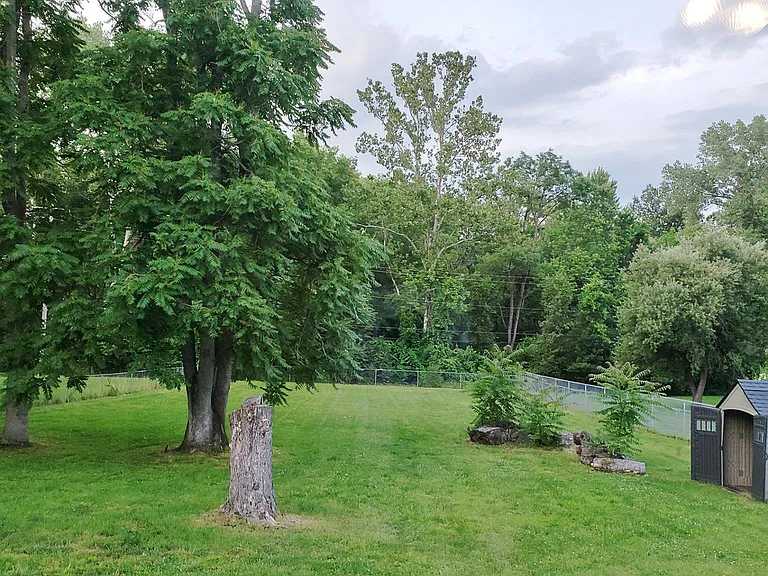 208 Ramsey Ln — Photo 26
