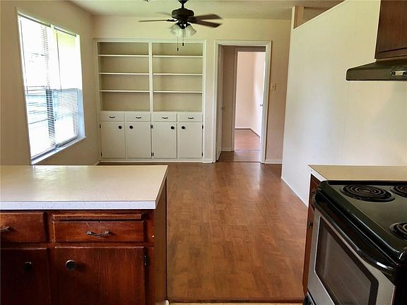 3rd image of 4026 Bray Dr
