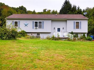 238 Derry Hill Rd, Uncasville, CT 06382