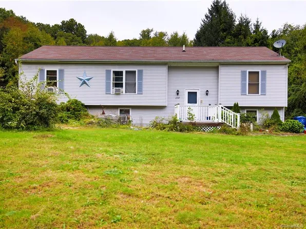 238 Derry Hill Rd, Uncasville, CT 06382
