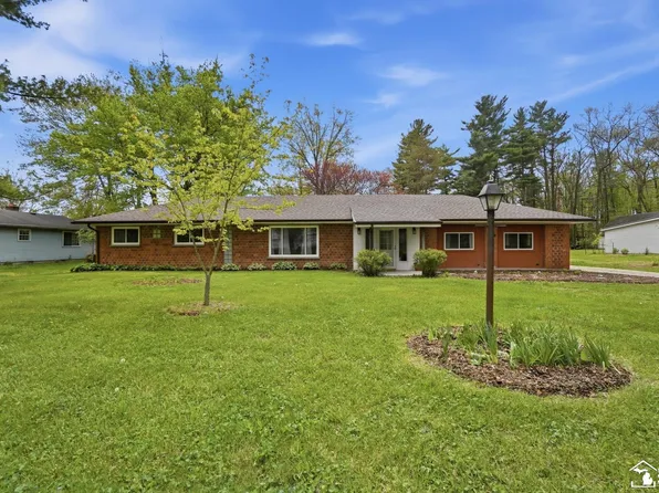 4289 W Erie Rd, Temperance, MI 48182