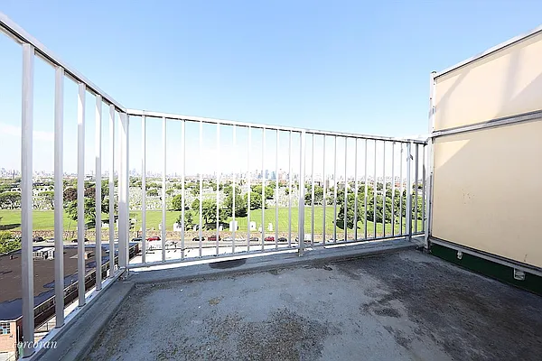 Rented by Corcoran | media 53