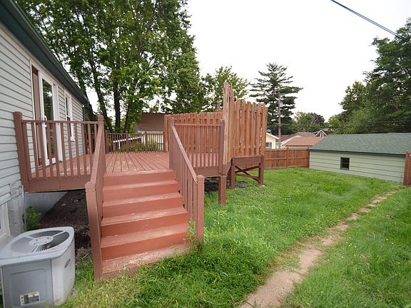 2nd image of 3215 Johnson St NE