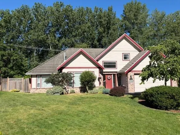 5209 Glen Abbey Pl, Delta, BC V4M 4H1