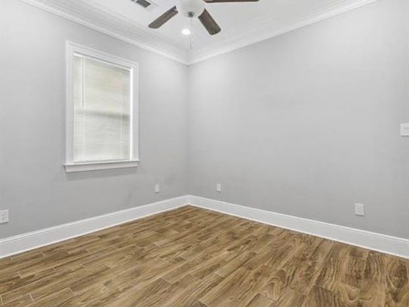 5th image of 55 Old Hickory St