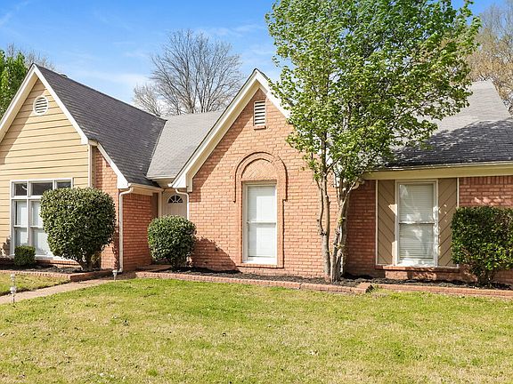 2nd image of 8400 Timber Creek Dr
