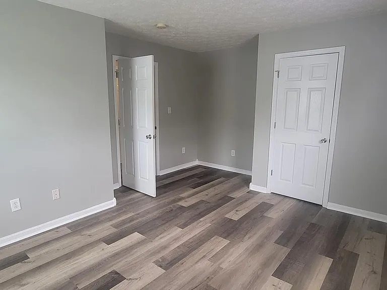 7110 Astin Ct — Photo 13
