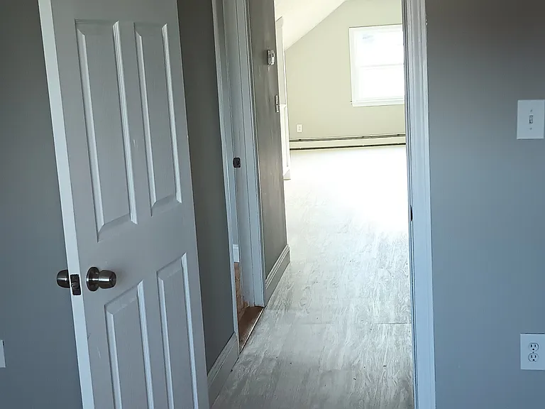 49 America St #3 — Photo 8