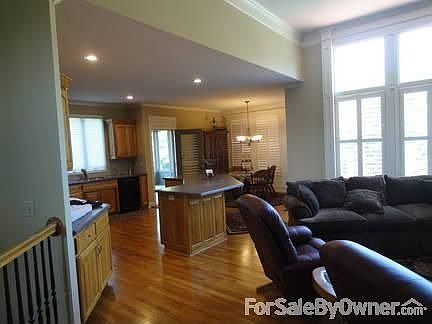 the open floor plan with all the windows lets the natural sunlite in