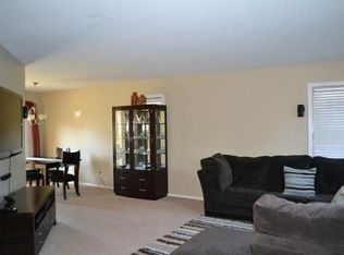 9418 72nd St, Kenosha, WI 53142